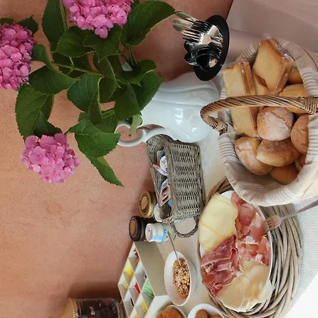 La Casa Di Lucia Frühstückspension